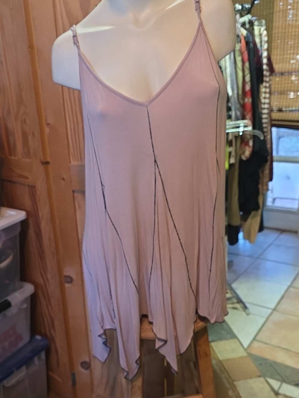 POL Dusty Rose V-Neck Handkerchief Hem Camisole